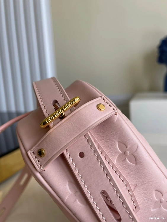 WIS LIMITED EDITION SAC - VUITTON LOUIS CŒUR 0727